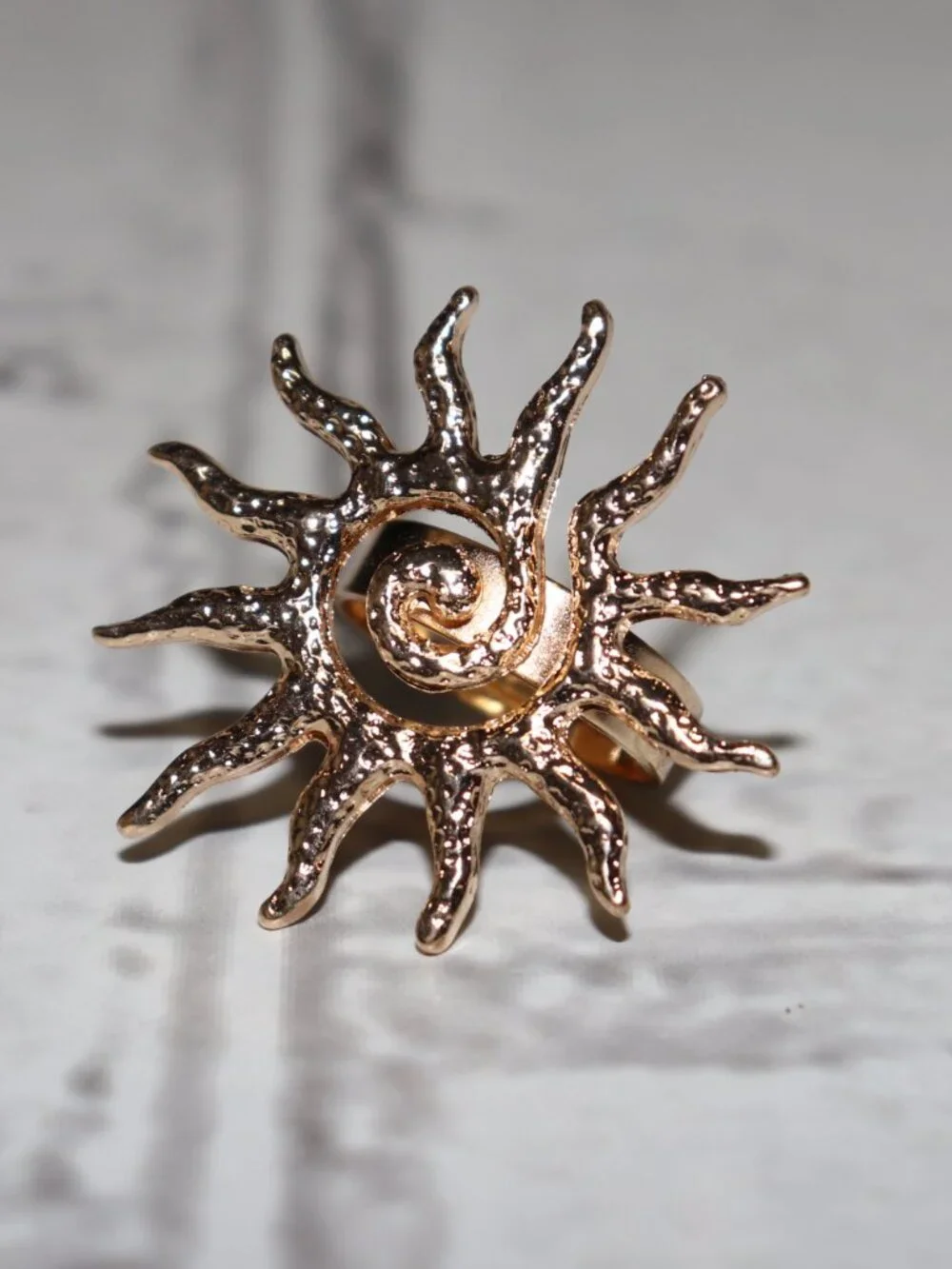 ✨ NWOT Gold Sun Spiral Ring • Adjustable Size 8–9 ✨